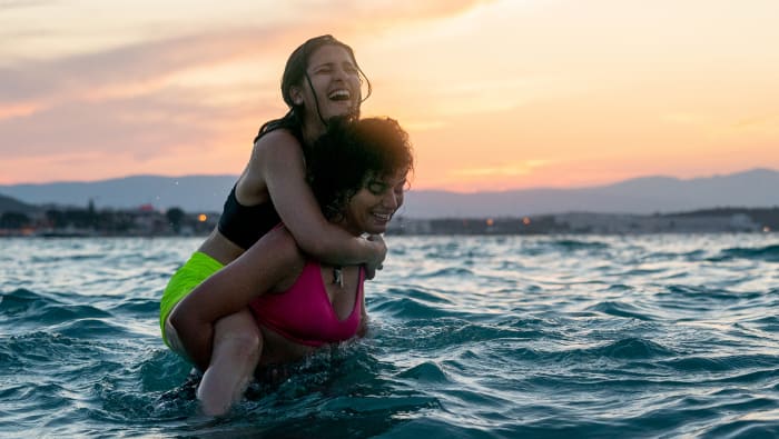 The Issa sisters learned to swim for their portrayal of the Mardinis.
